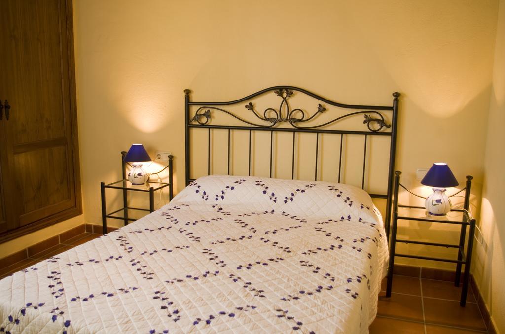 Rural Montes Malaga: Lagar Don Sancho Βίλα Δωμάτιο φωτογραφία